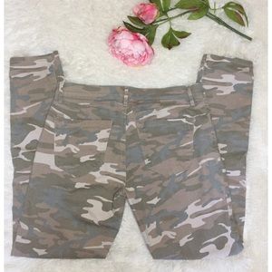 LOFT Relaxed Skinny Camo Pants
